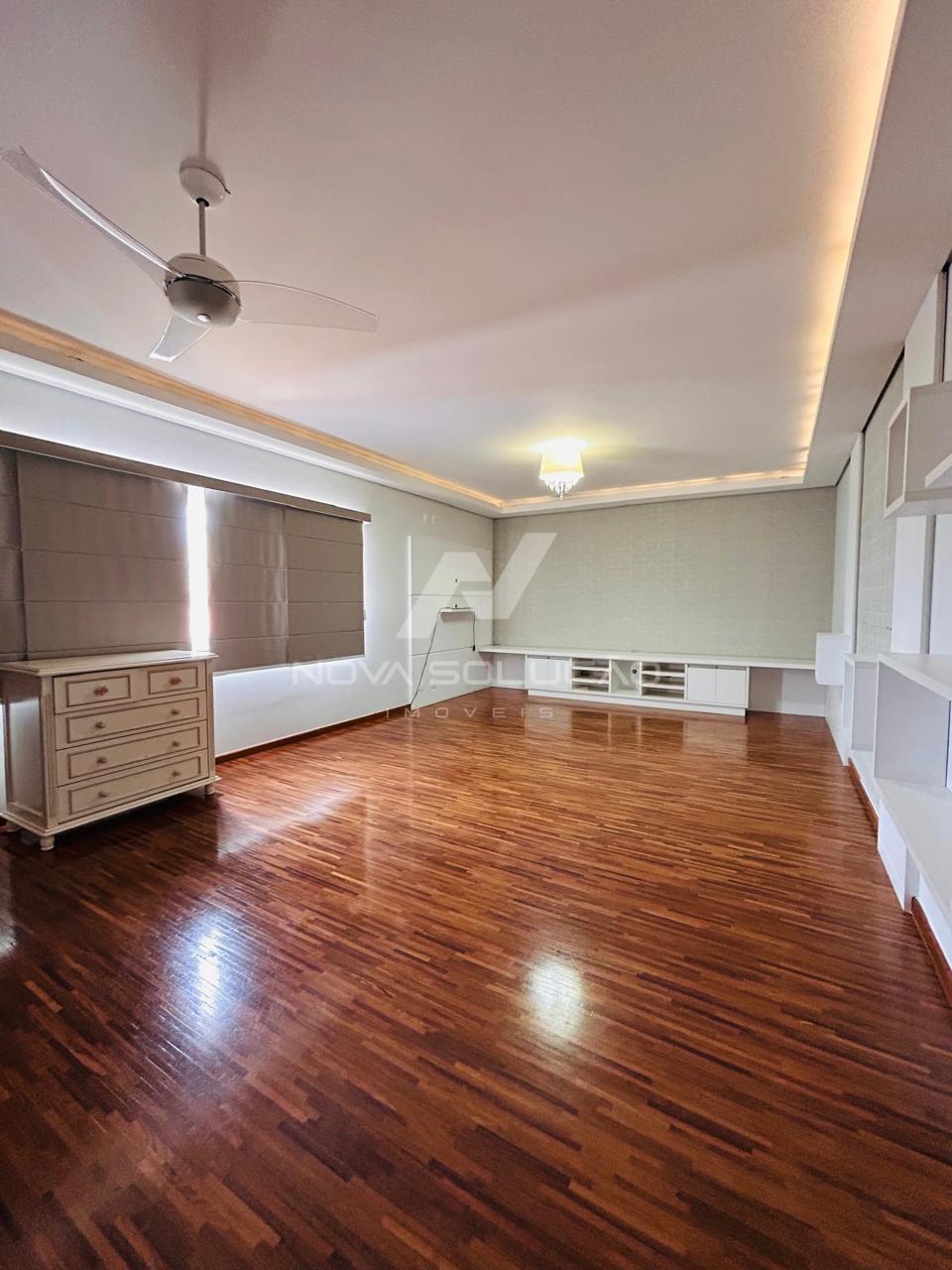 Casa com 4 dormit�rios � venda, Vila Claudia, LIMEIRA - SP