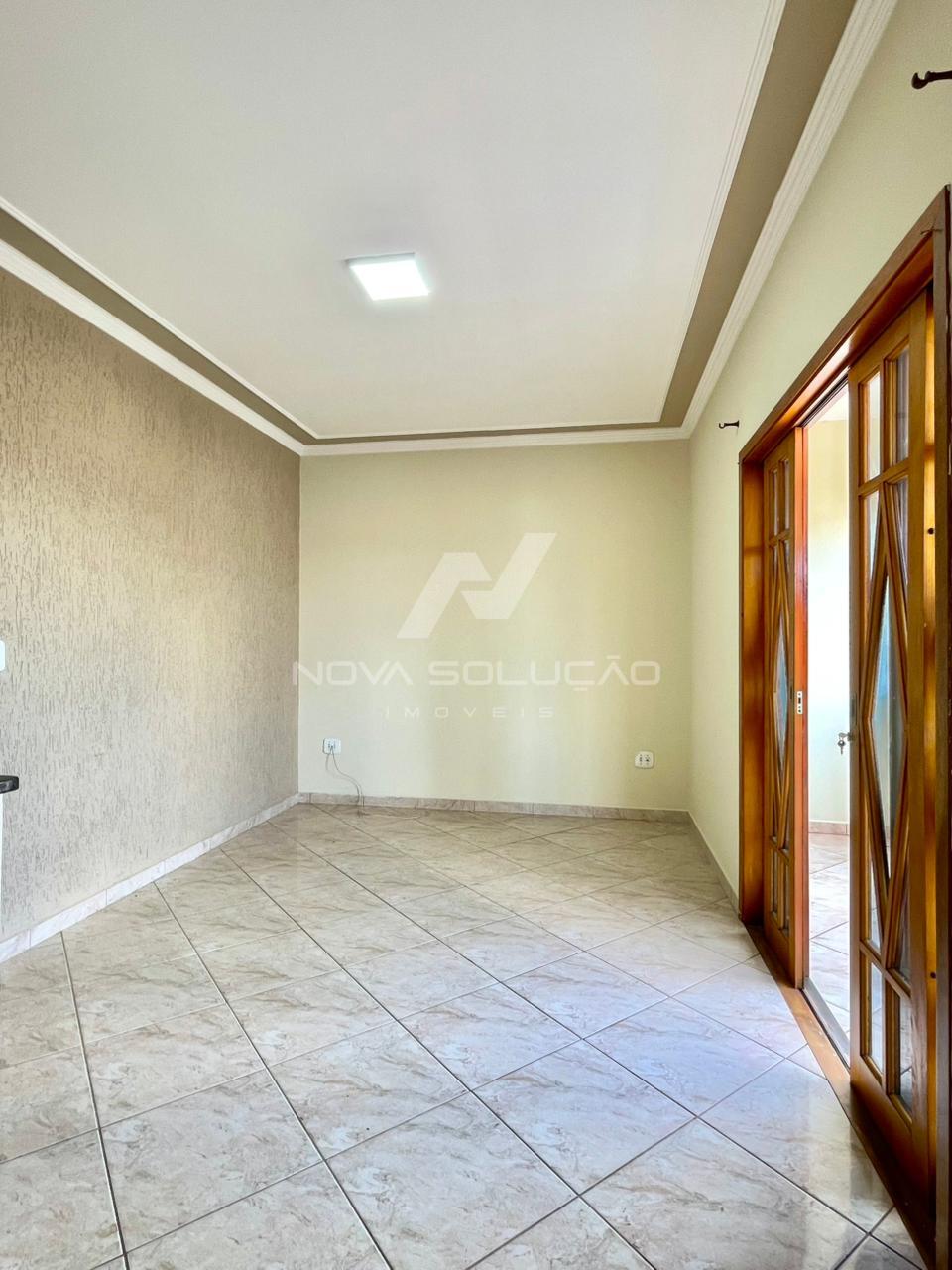 Sobrado com 3 dormit�rios � venda,186.00 m , LIMEIRA - SP