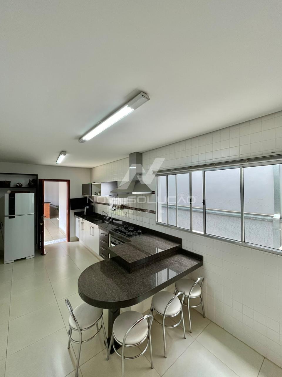 Casa com 4 dormit�rios � venda, Jardim Caieira, LIMEIRA - SP
