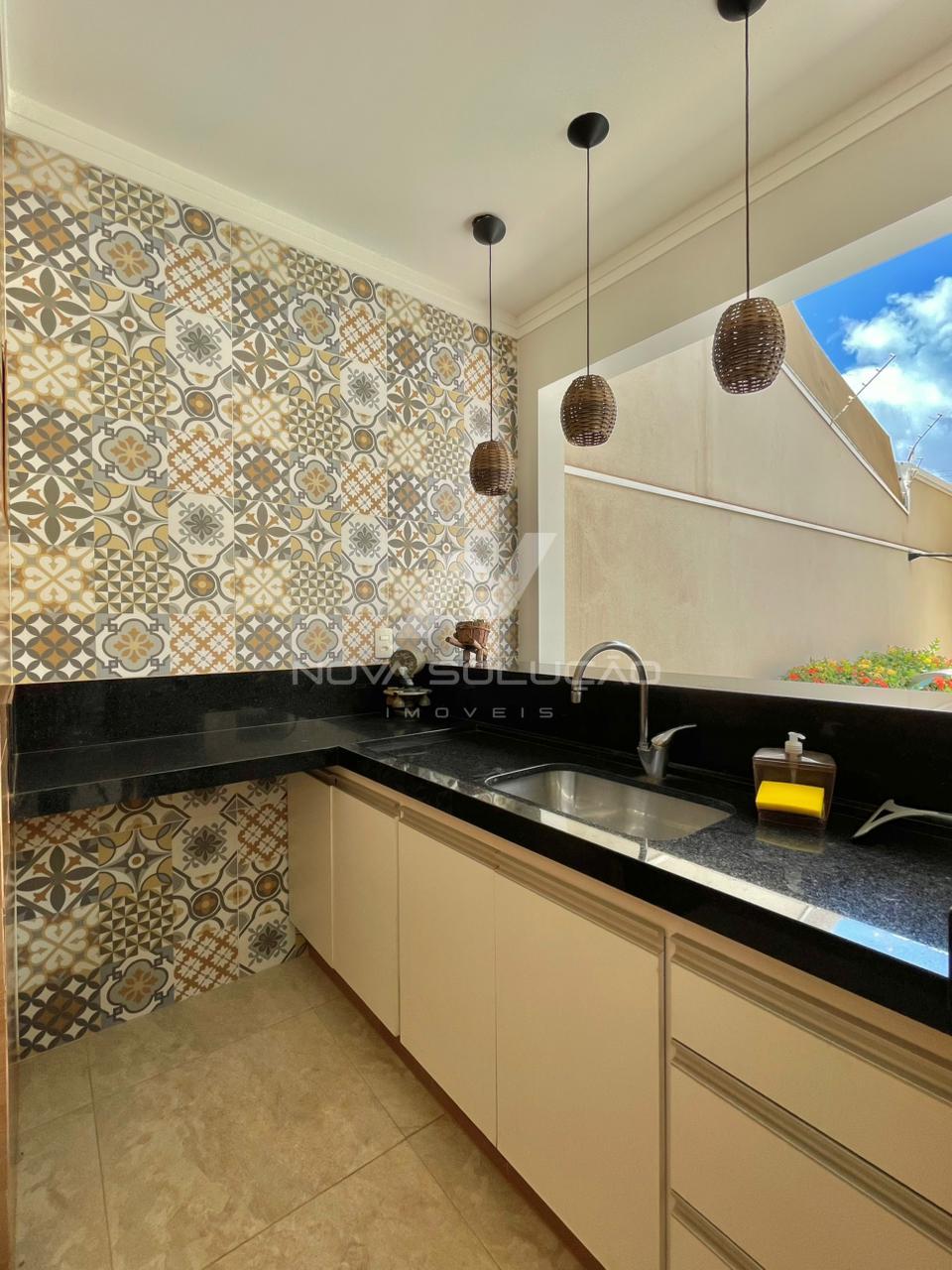 Casa com 3 dormit�rios,250.00 m , LIMEIRA - SP