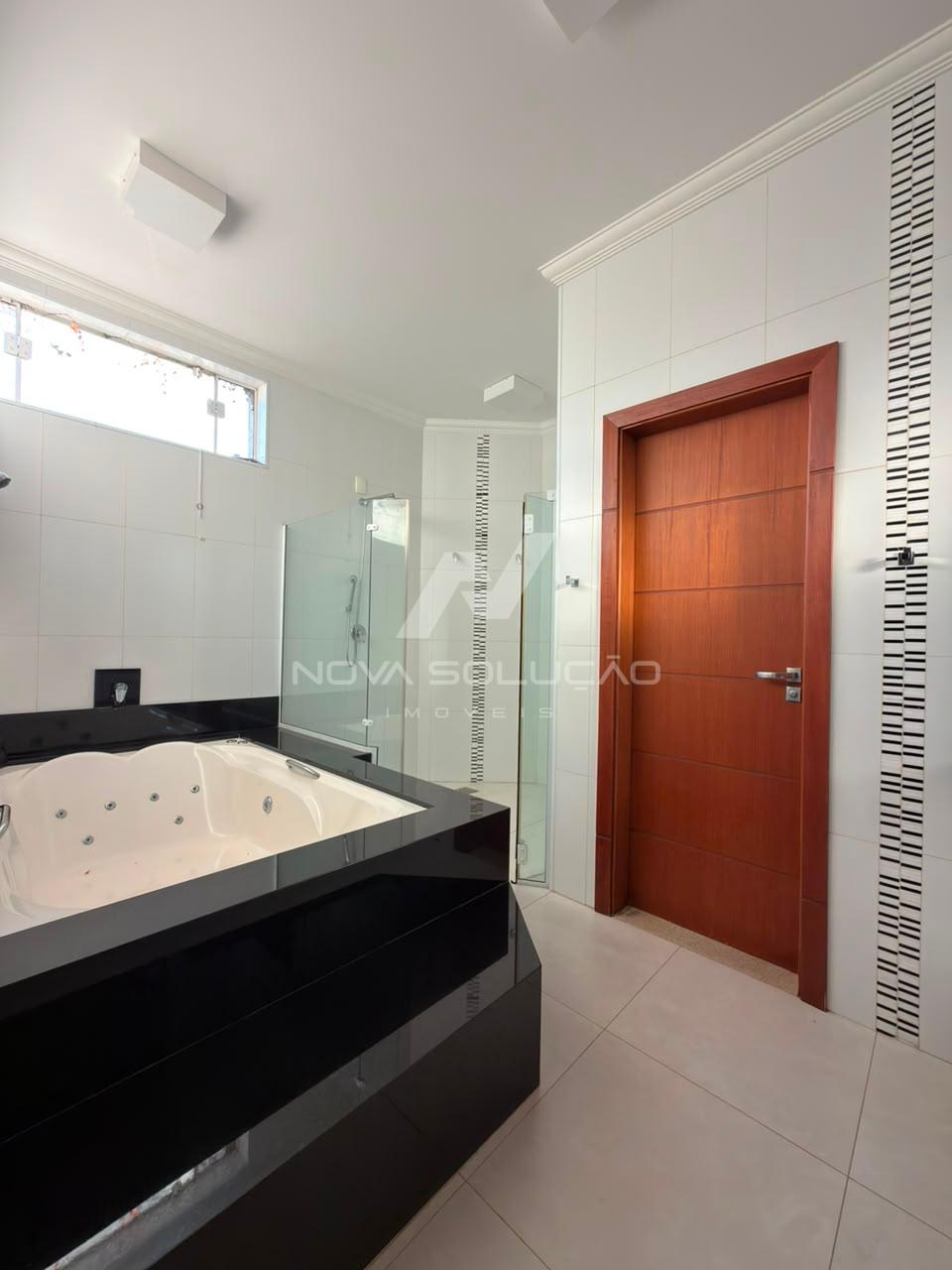 Condom�nio com 7 suites � venda, LIMEIRA - SP