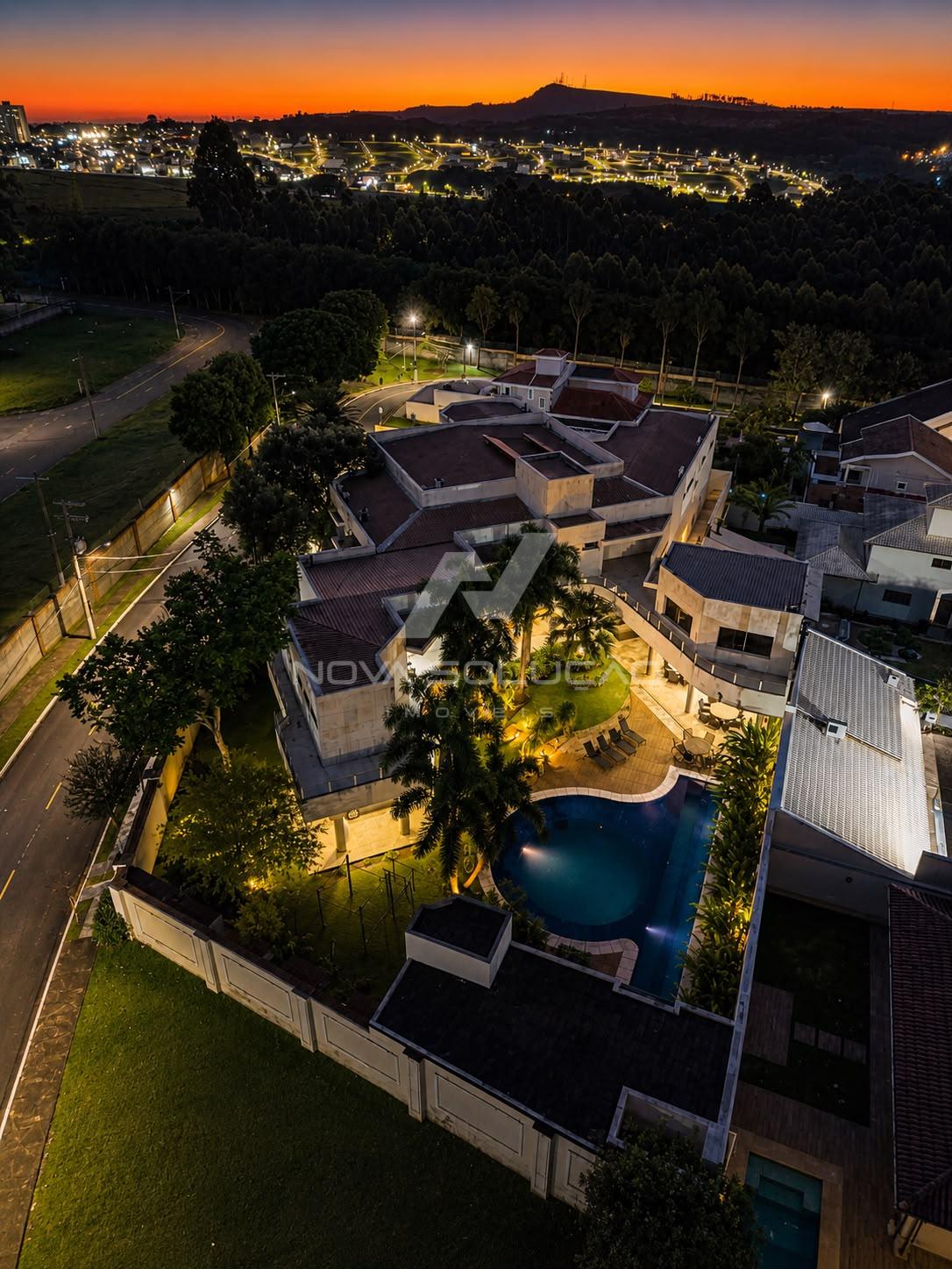 Condom�nio com 7 suites � venda, LIMEIRA - SP