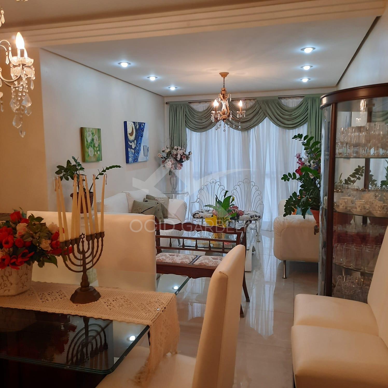 Apartamento à venda na Avenida Lino Jardim -VILA BASTOS, SANTO...