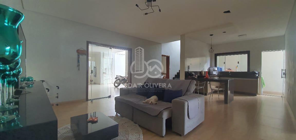 Odair Oliveira Negócios Imobiliários em Passos MG