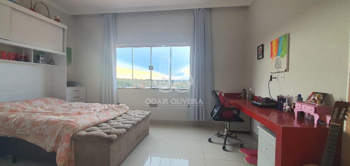 Odair Oliveira Negócios Imobiliários em Passos MG