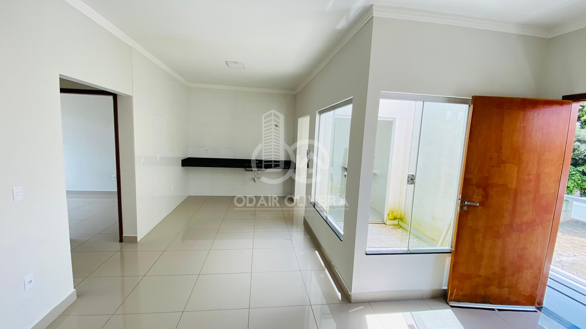 Apartamento 60m  , 2 dormitrio e quintal , sala, a 5min a p da Faculdade IFSUL