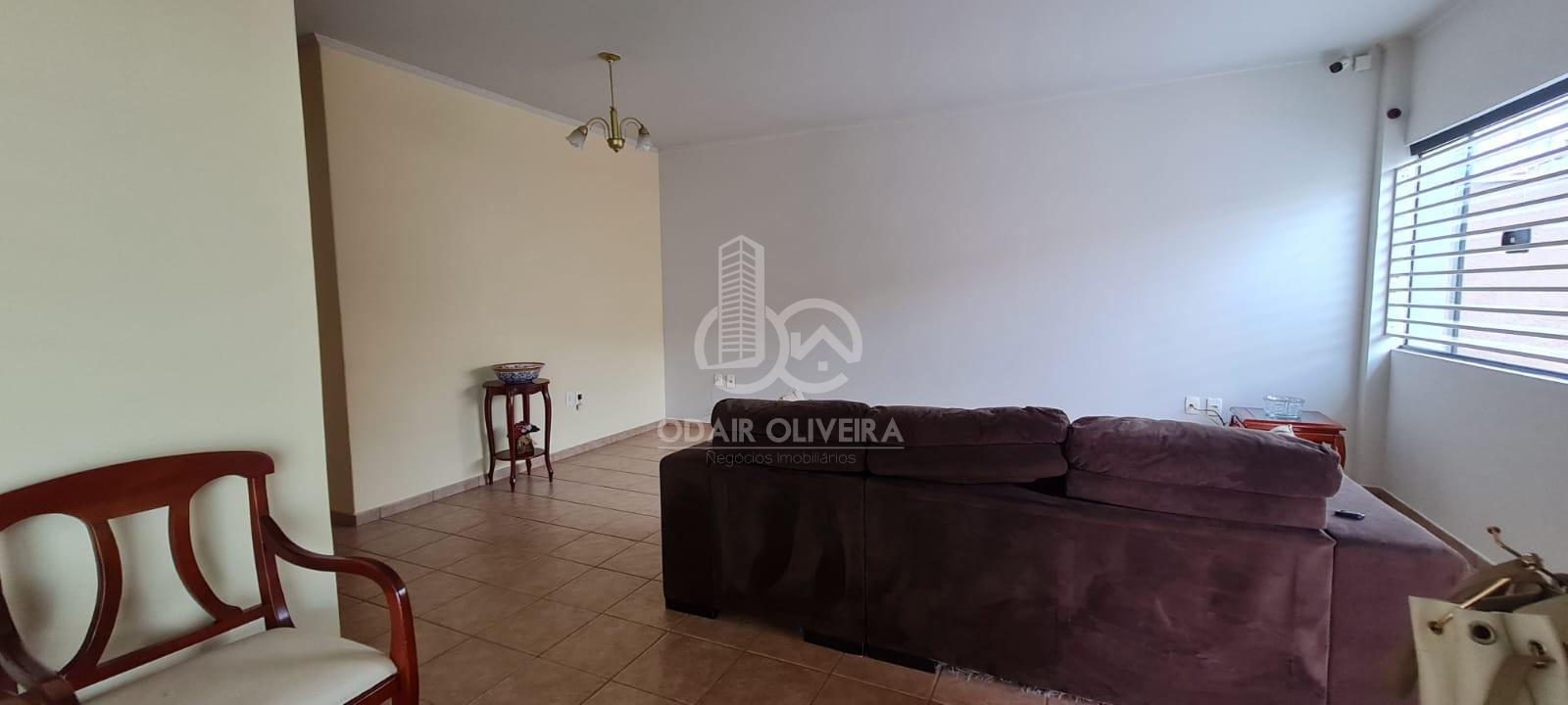 Odair Oliveira Negócios Imobiliários em Passos MG