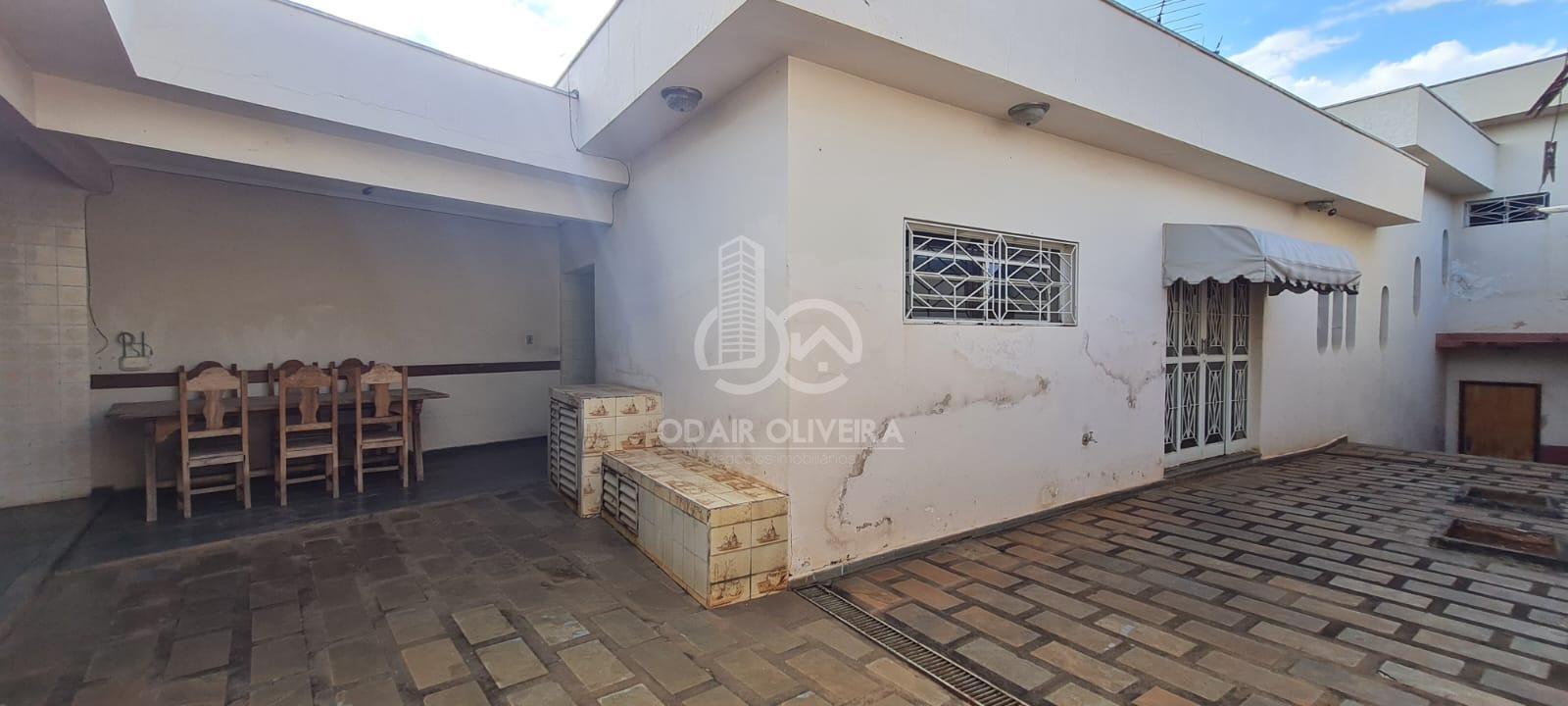 Odair Oliveira Negócios Imobiliários em Passos MG