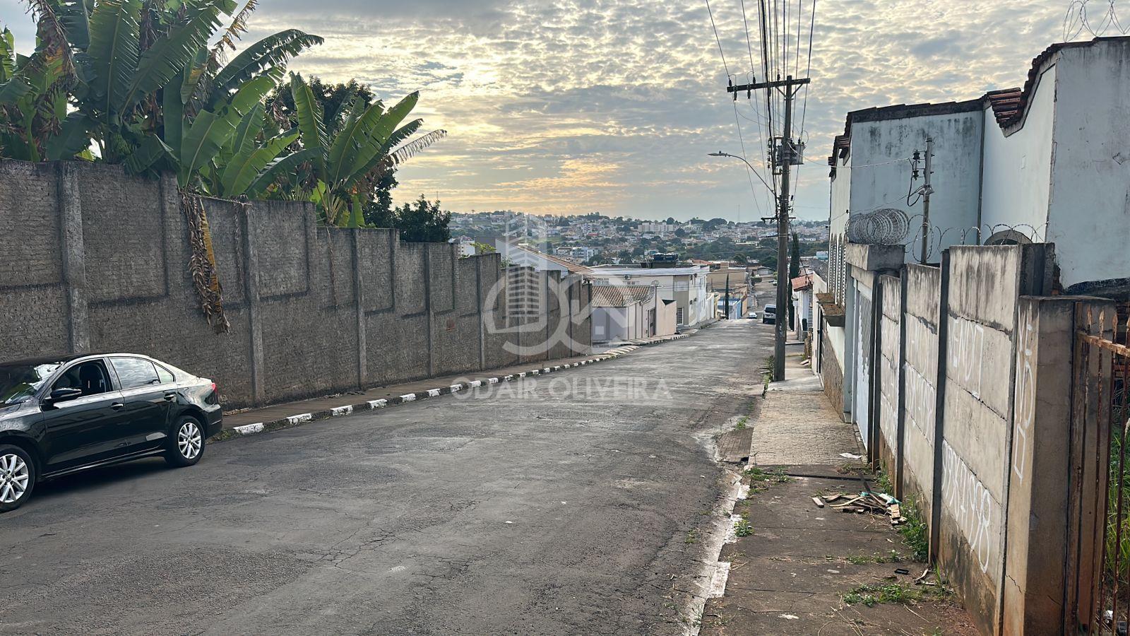 Odair Oliveira Negócios Imobiliários em Passos MG