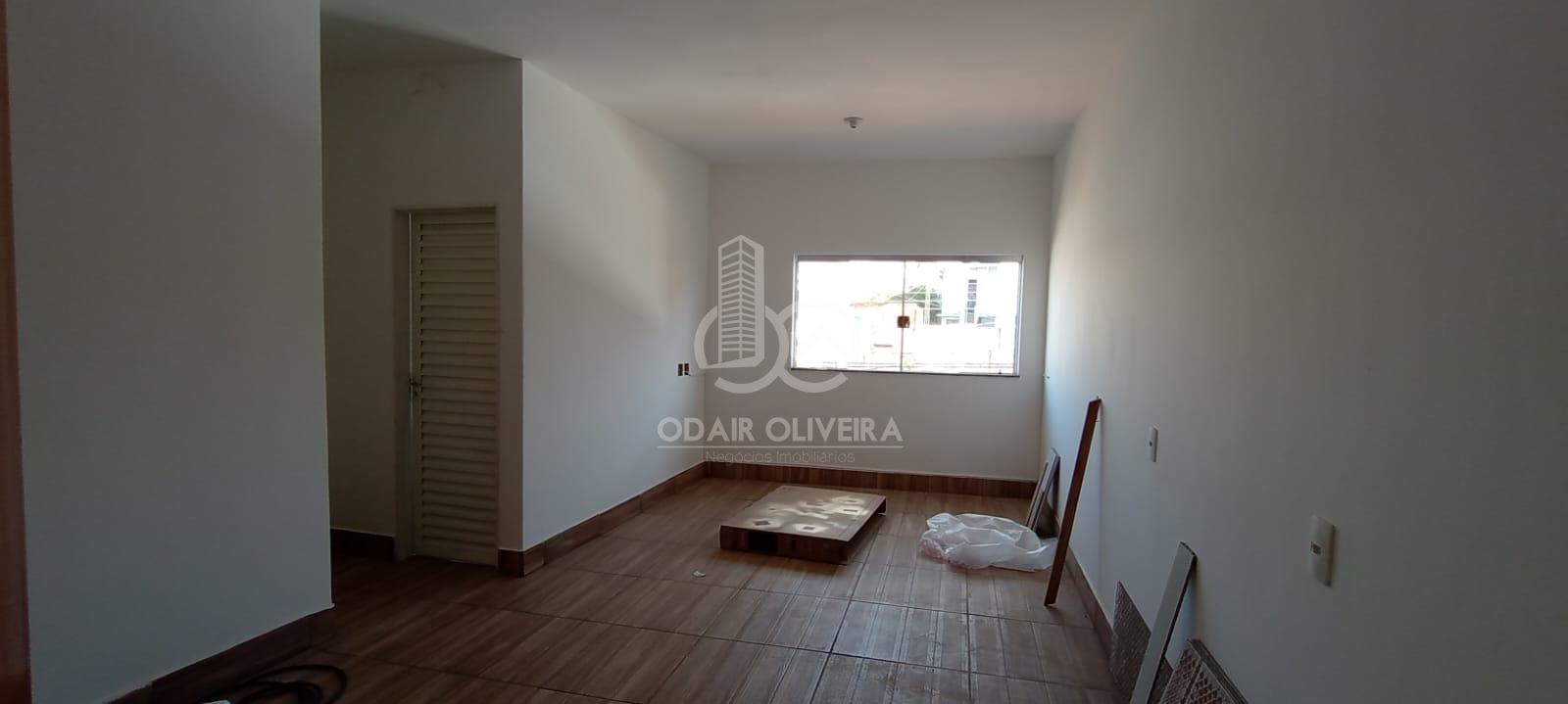 SALA COMERCIAL DISPONÍVEL PARA LOCAÇÃO NO  CENTRO, PASSOS - MG
