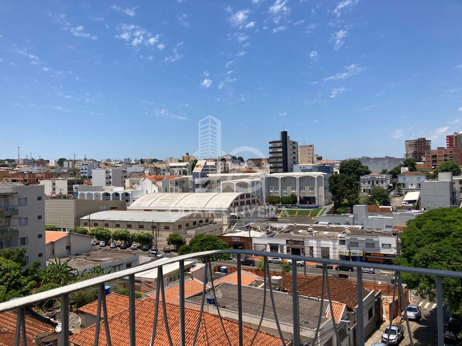 Apartamento com 3 quartos para locao, CENTRO, PASSOS - MG
