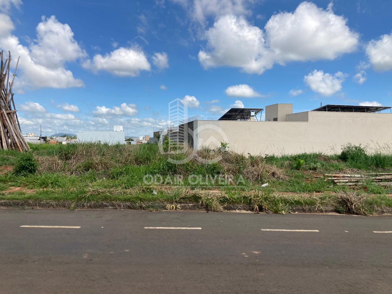 Terreno de aproximadamente 250m   a venda , VILAGIO D TALIA, PASSOS - MG