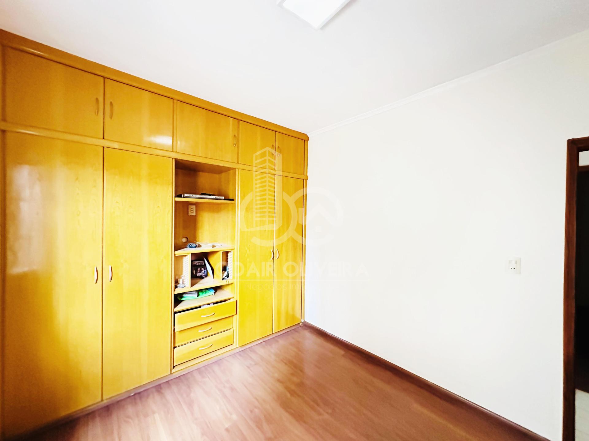 Odair Oliveira Negócios Imobiliários em Passos MG