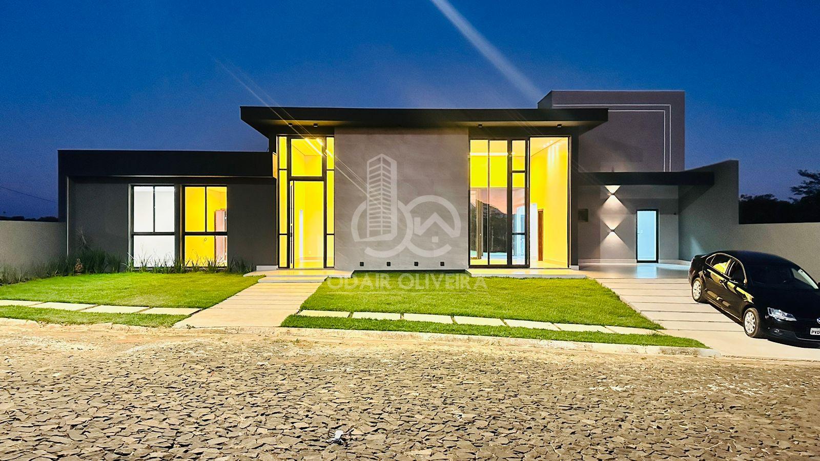 Casa de Alto Padro  venda, CONDOMINIO BONSUCESSO, PASSOS - MG