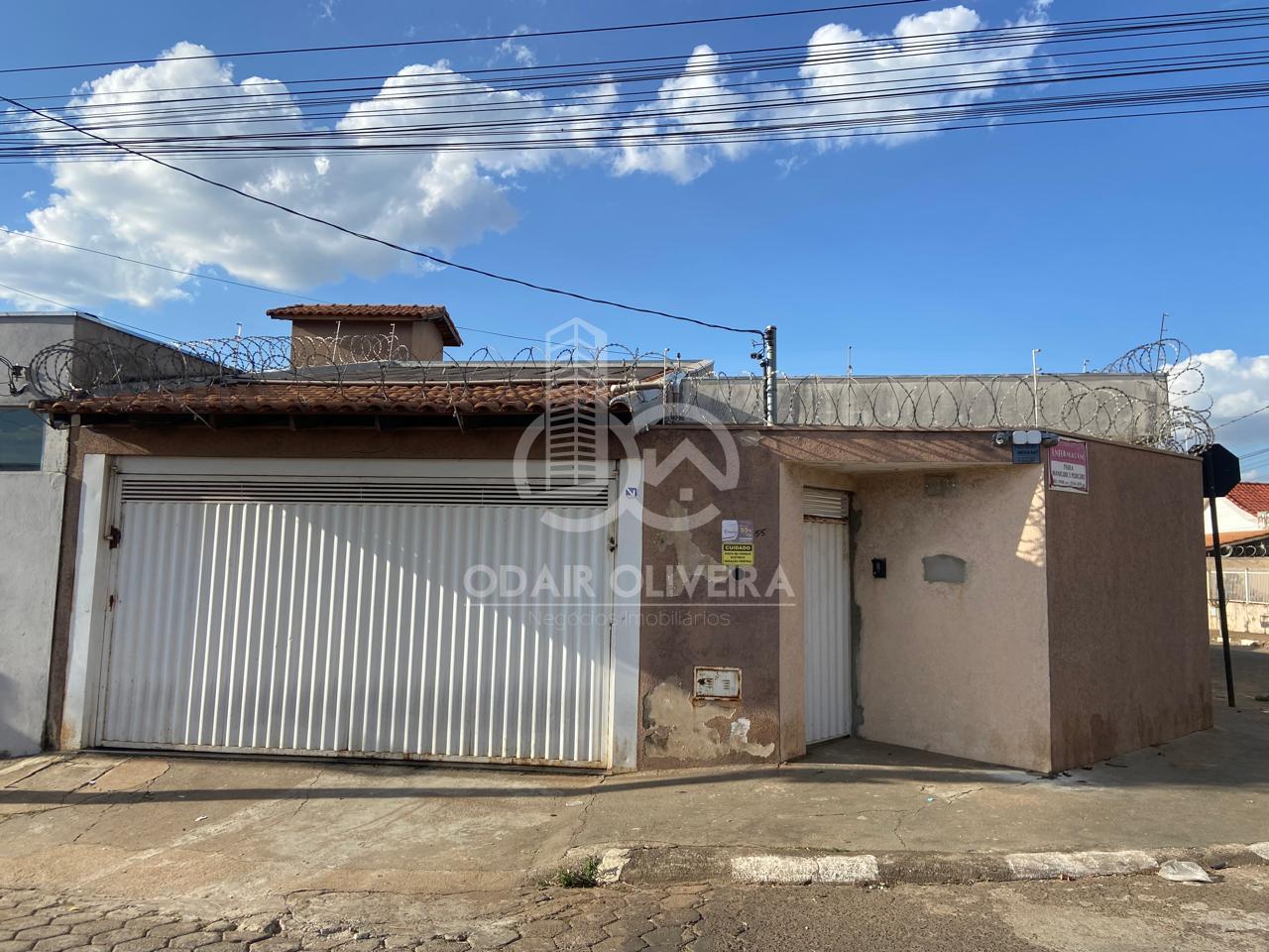 Casa com área gourmet, churrasqueira, á venda no  RECANTO DA HARMONIA, PASSOS - MG