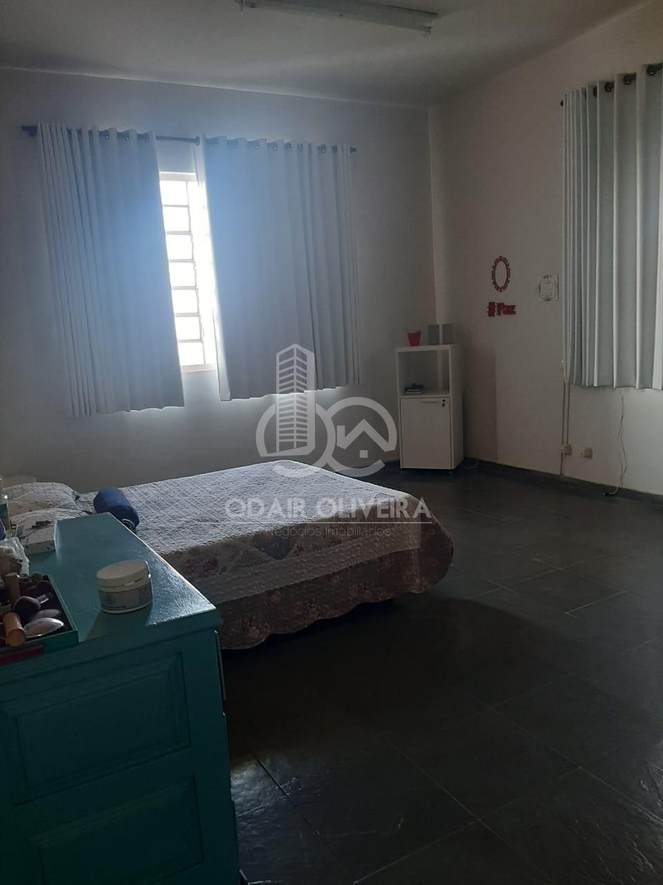 Odair Oliveira Negócios Imobiliários em Passos MG