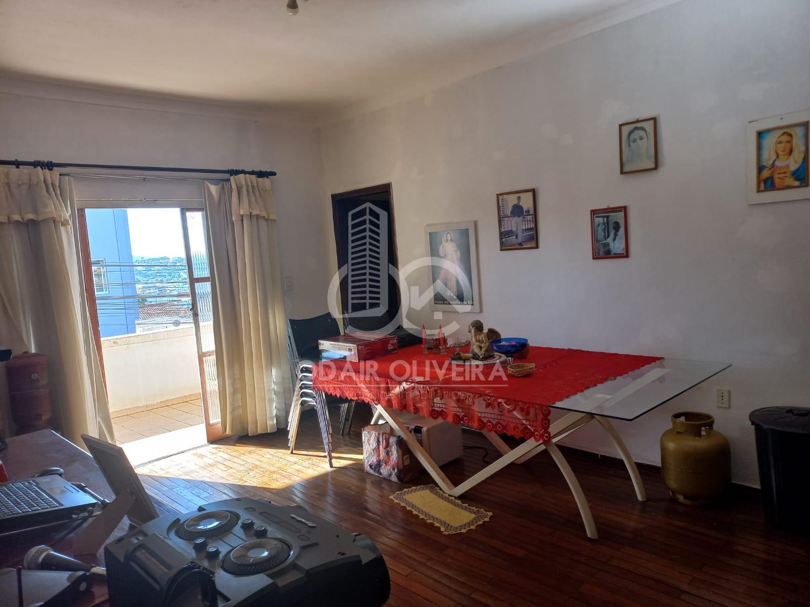 Odair Oliveira Negócios Imobiliários em Passos MG