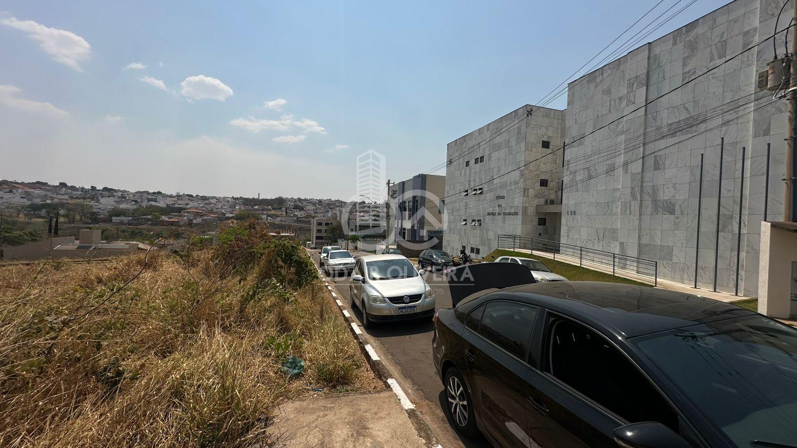 Odair Oliveira Negócios Imobiliários em Passos MG