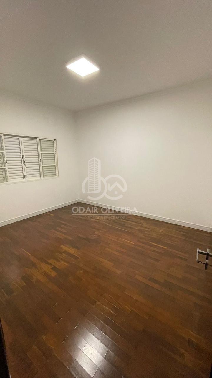 Odair Oliveira Negócios Imobiliários em Passos MG