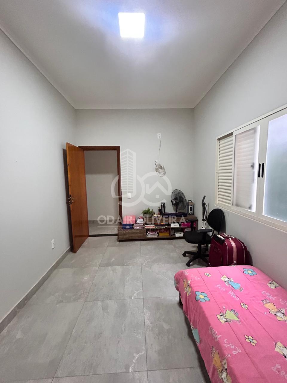 Odair Oliveira Negócios Imobiliários em Passos MG