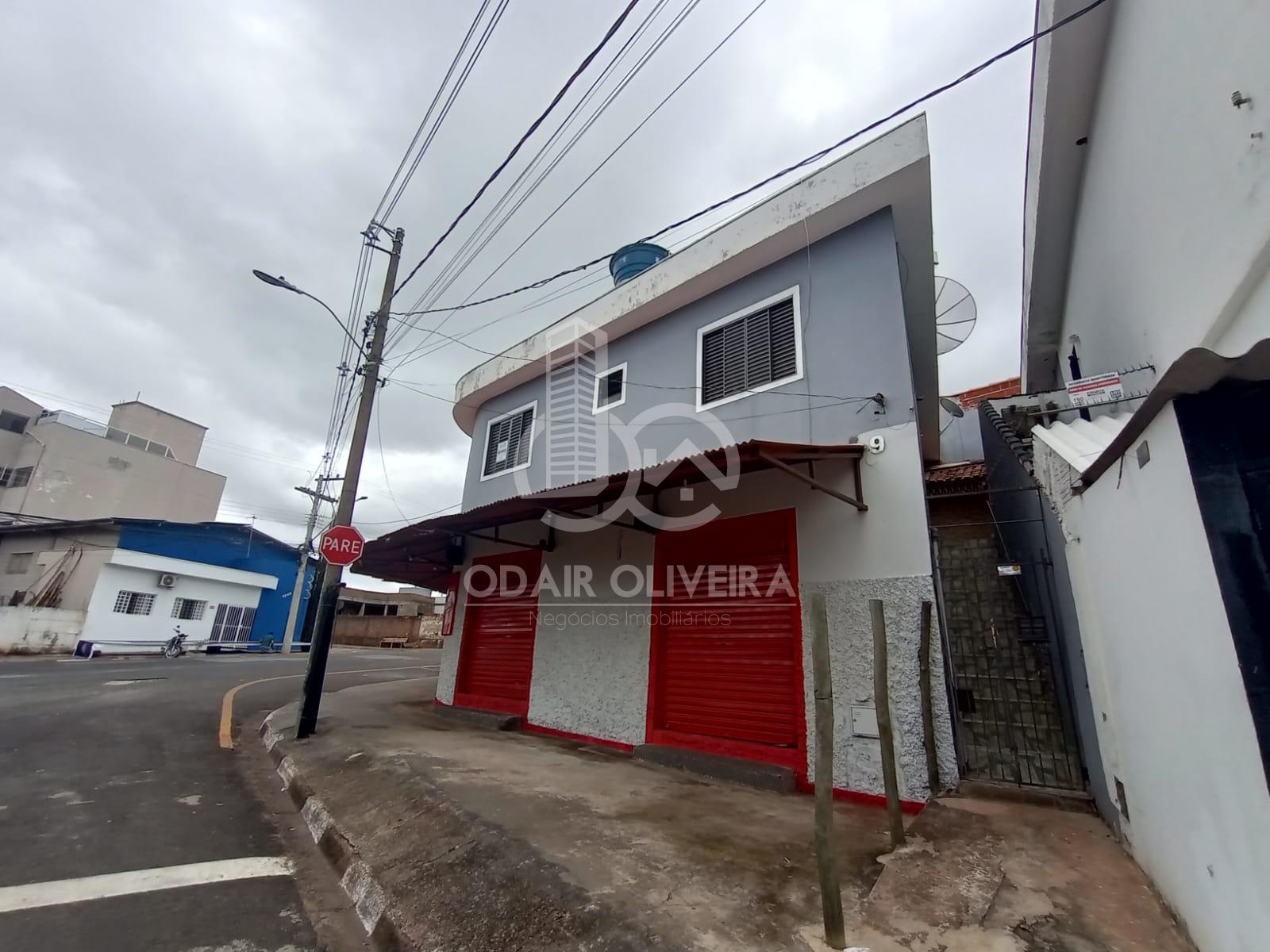 SOBRADO COM 2 DORMITRIOS PARA LOCAO, COLEGIO DE PASSOS - PASSOS - MG