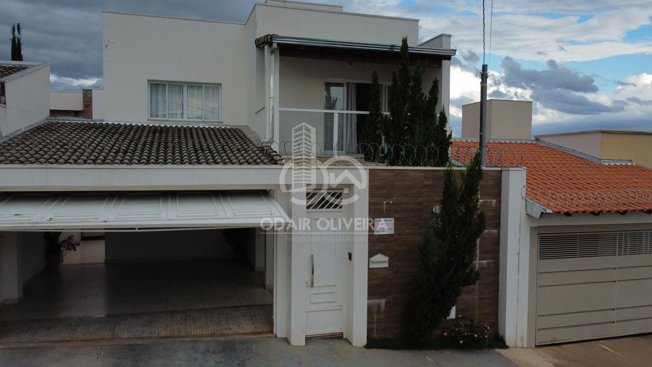 Odair Oliveira Negócios Imobiliários em Passos MG