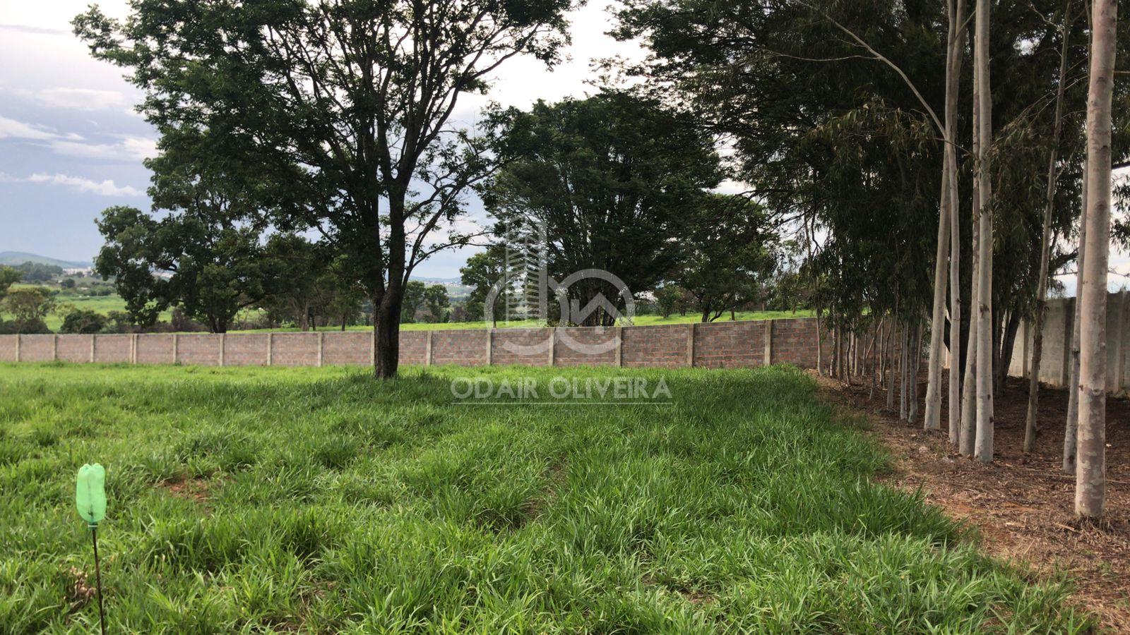 OPORTUNIDADE DE TERRENO NO CONDOMNIO GRANVILLE COM MIL M 