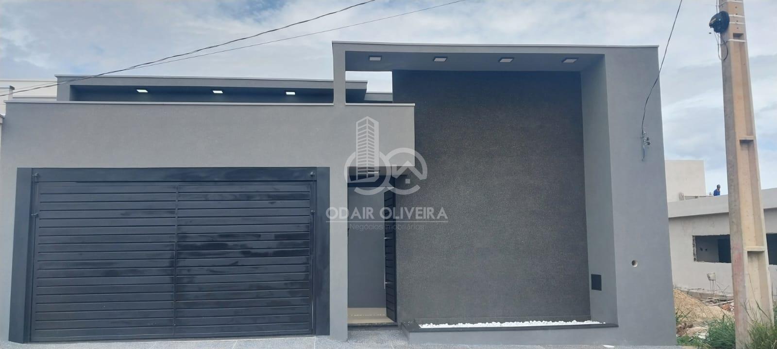 CASA NOVINHA COM DUAS SUTES COMPLETAS NO BAIRRO VILLGIO D ITLIA