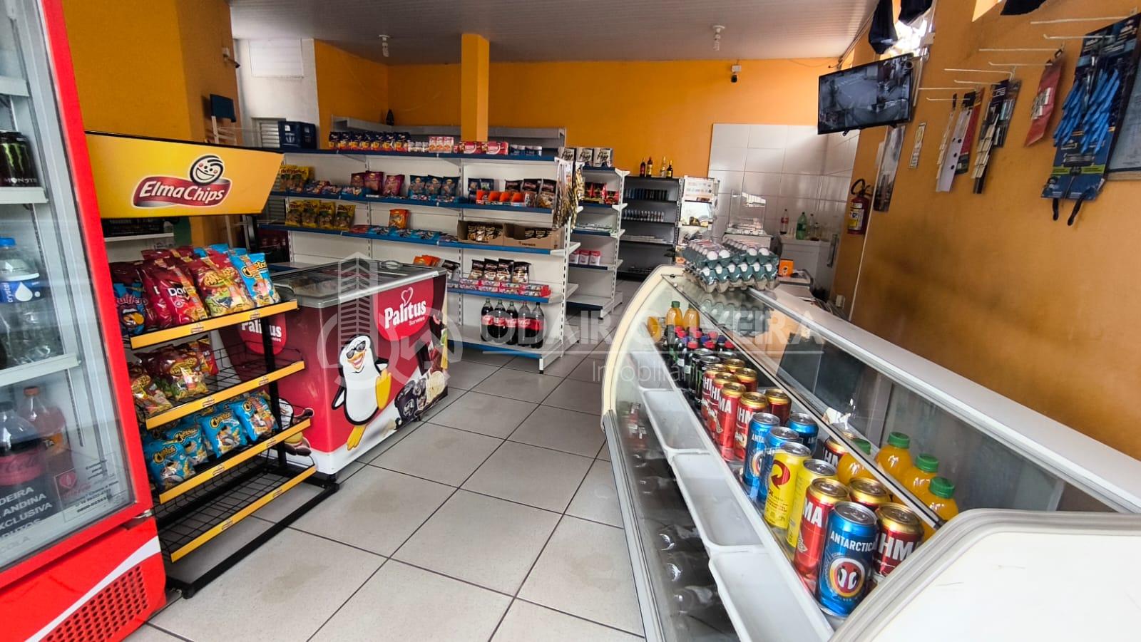 Excelente imvel com estrutura completa para moradia e comrcio