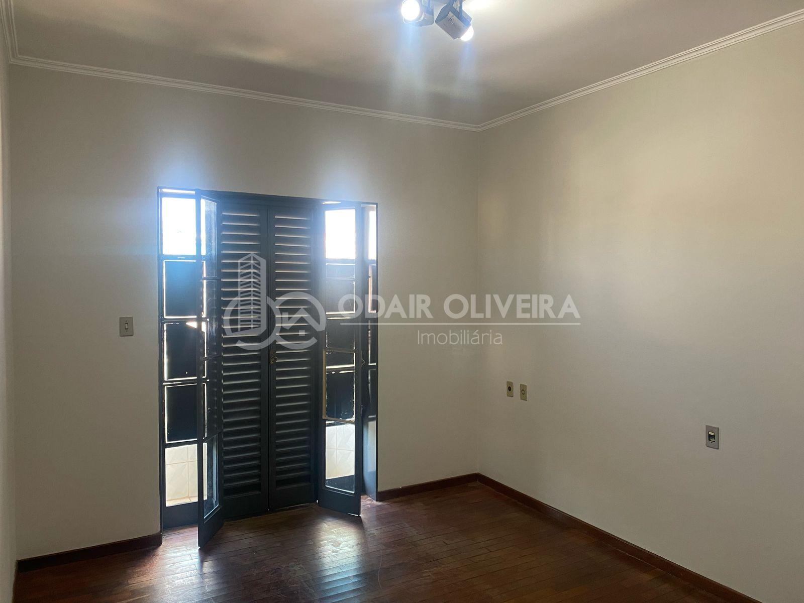 Odair Oliveira Negócios Imobiliários em Passos MG