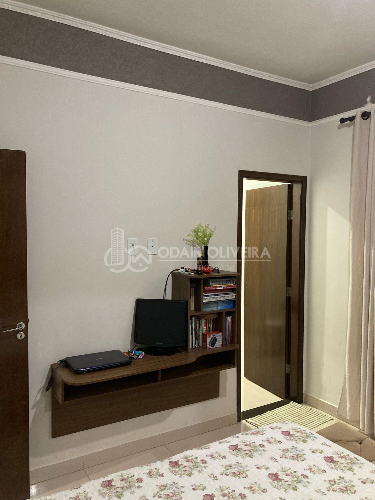 Odair Oliveira Negócios Imobiliários em Passos MG