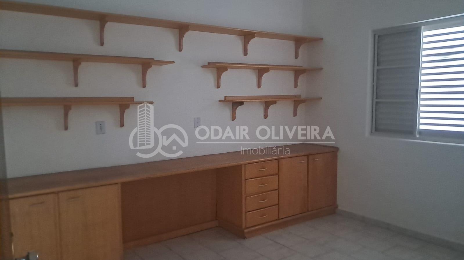Odair Oliveira Negócios Imobiliários em Passos MG