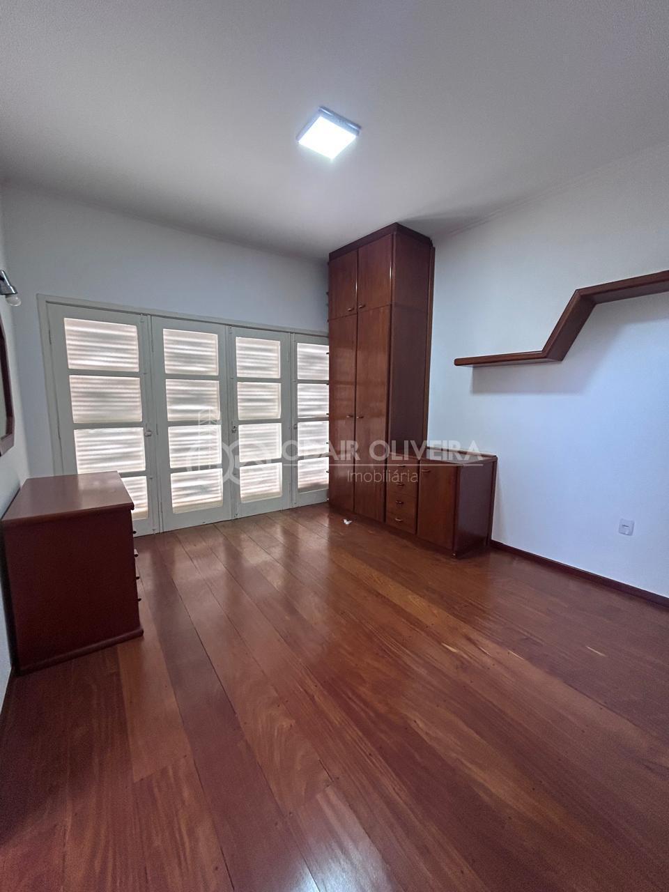 Odair Oliveira Negócios Imobiliários em Passos MG