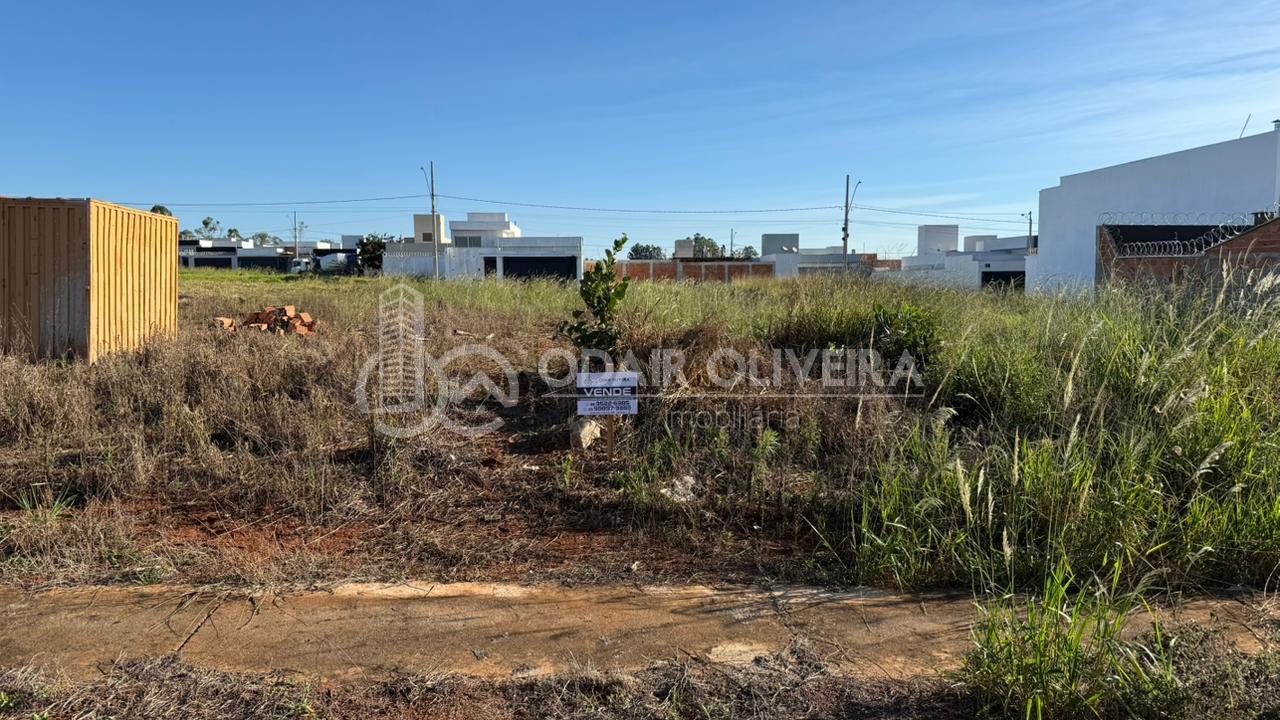 LOTE DE 250M  A VENDA NO BAIRRO VILAGIO DITALIA PASSOS - MG