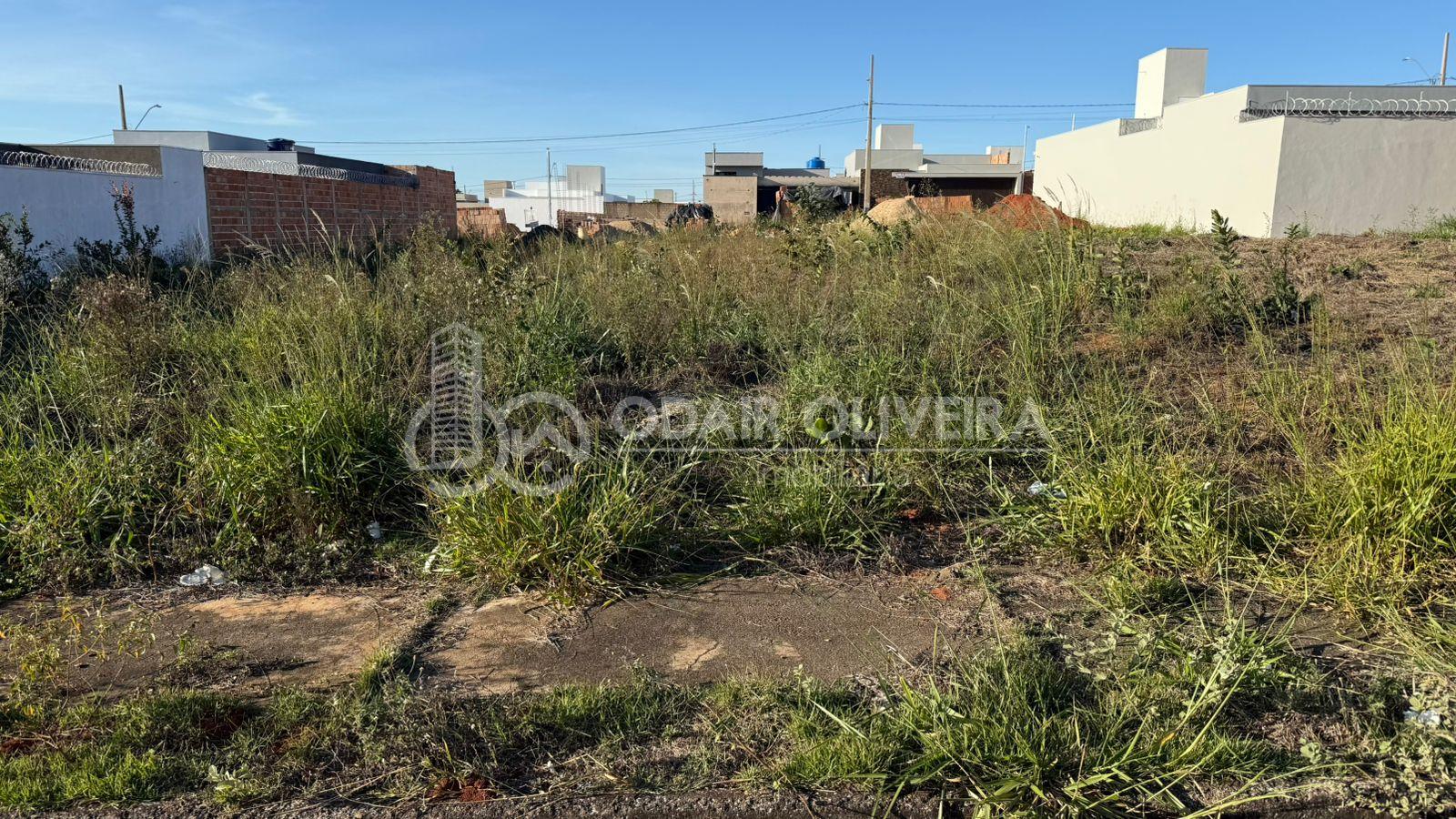 LOTE DE 250M  A VENDA NO BAIRRO VILAGIO DITALIA - PASSOS - MG