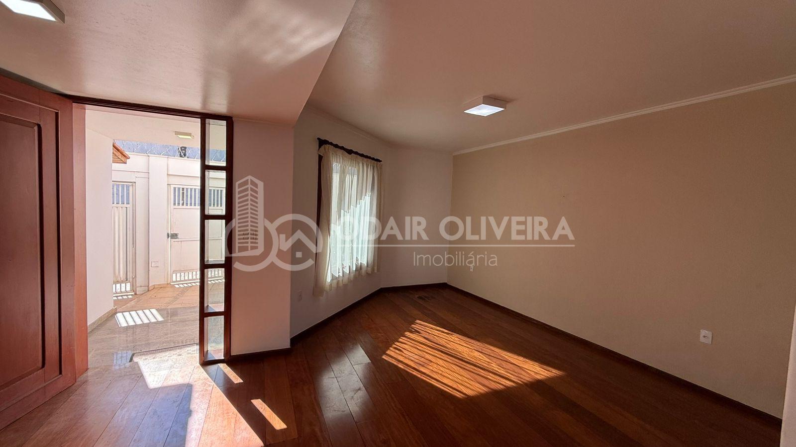 Odair Oliveira Negócios Imobiliários em Passos MG