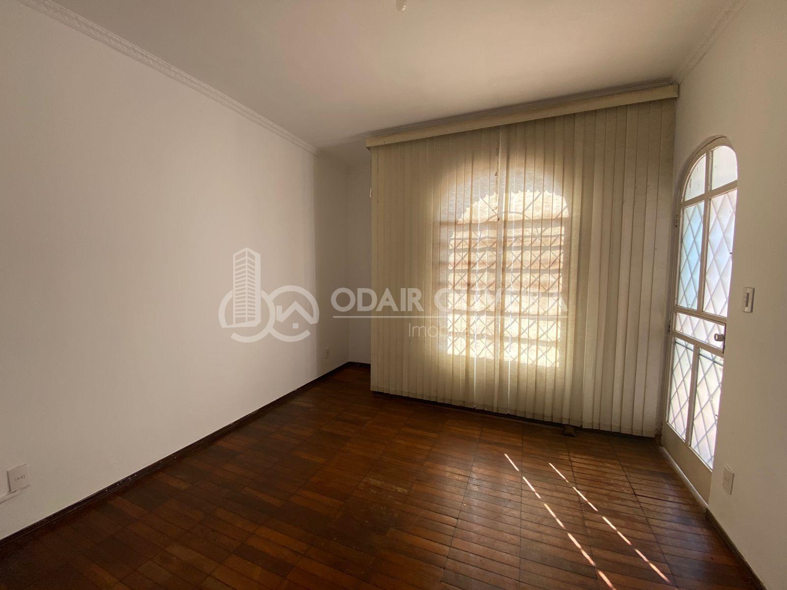 Odair Oliveira Negócios Imobiliários em Passos MG