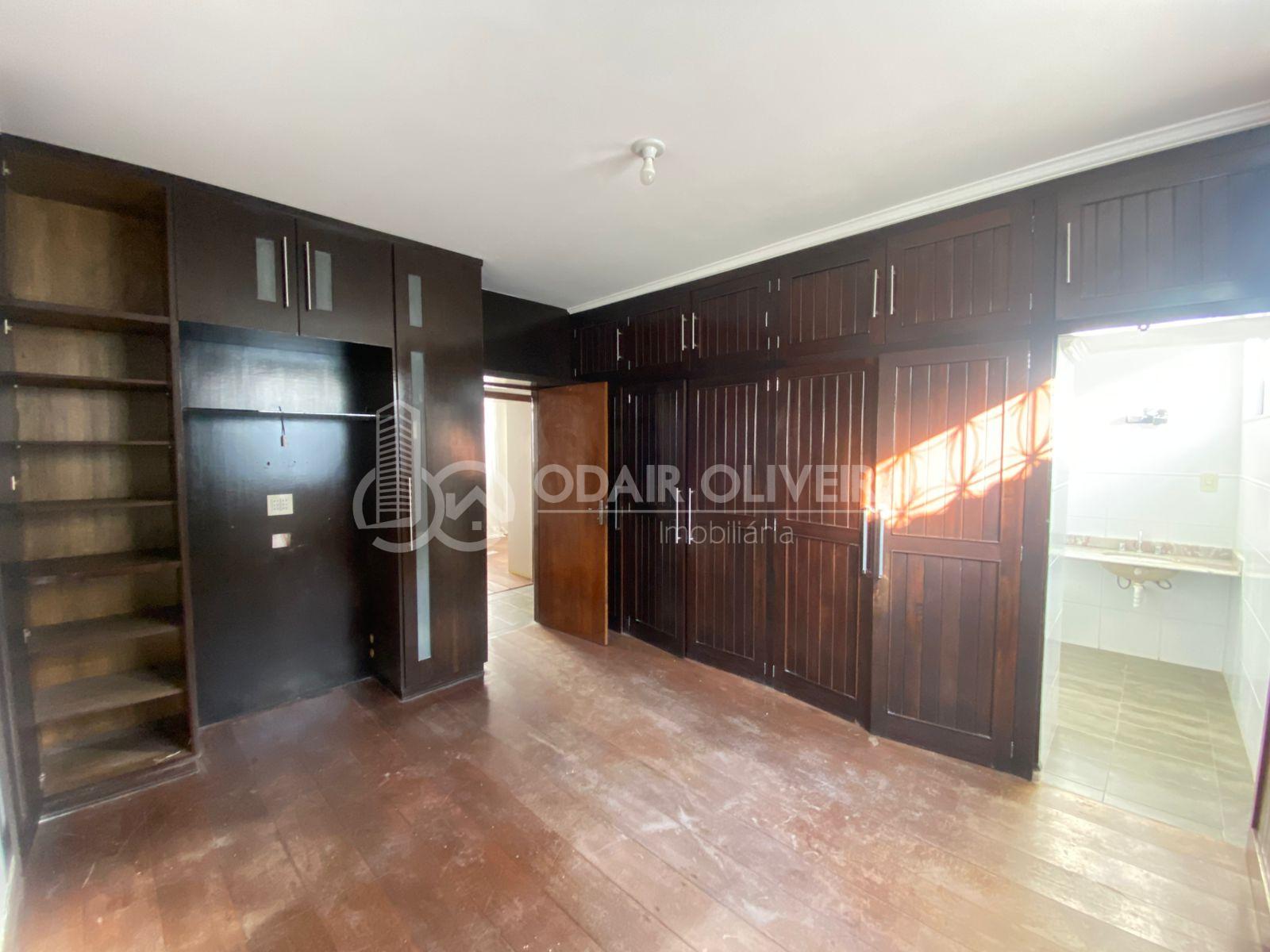 Odair Oliveira Negócios Imobiliários em Passos MG