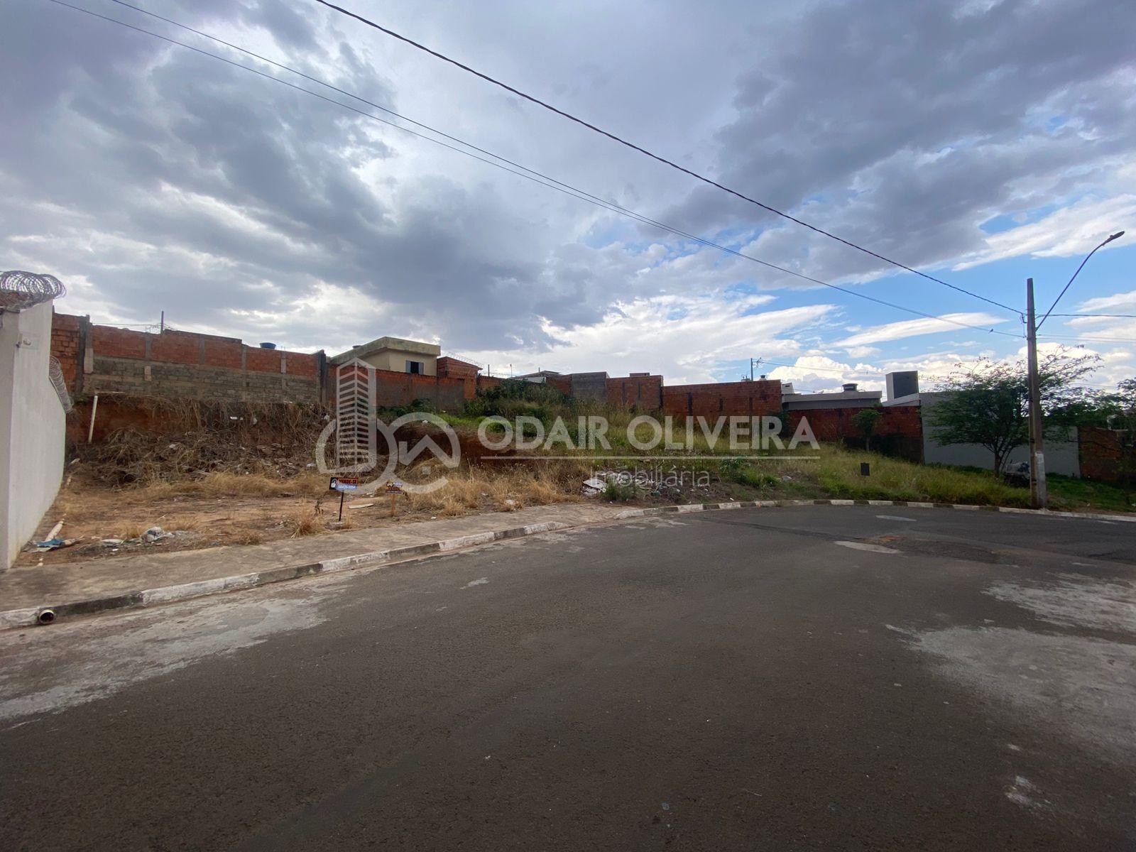 Odair Oliveira Negócios Imobiliários em Passos MG