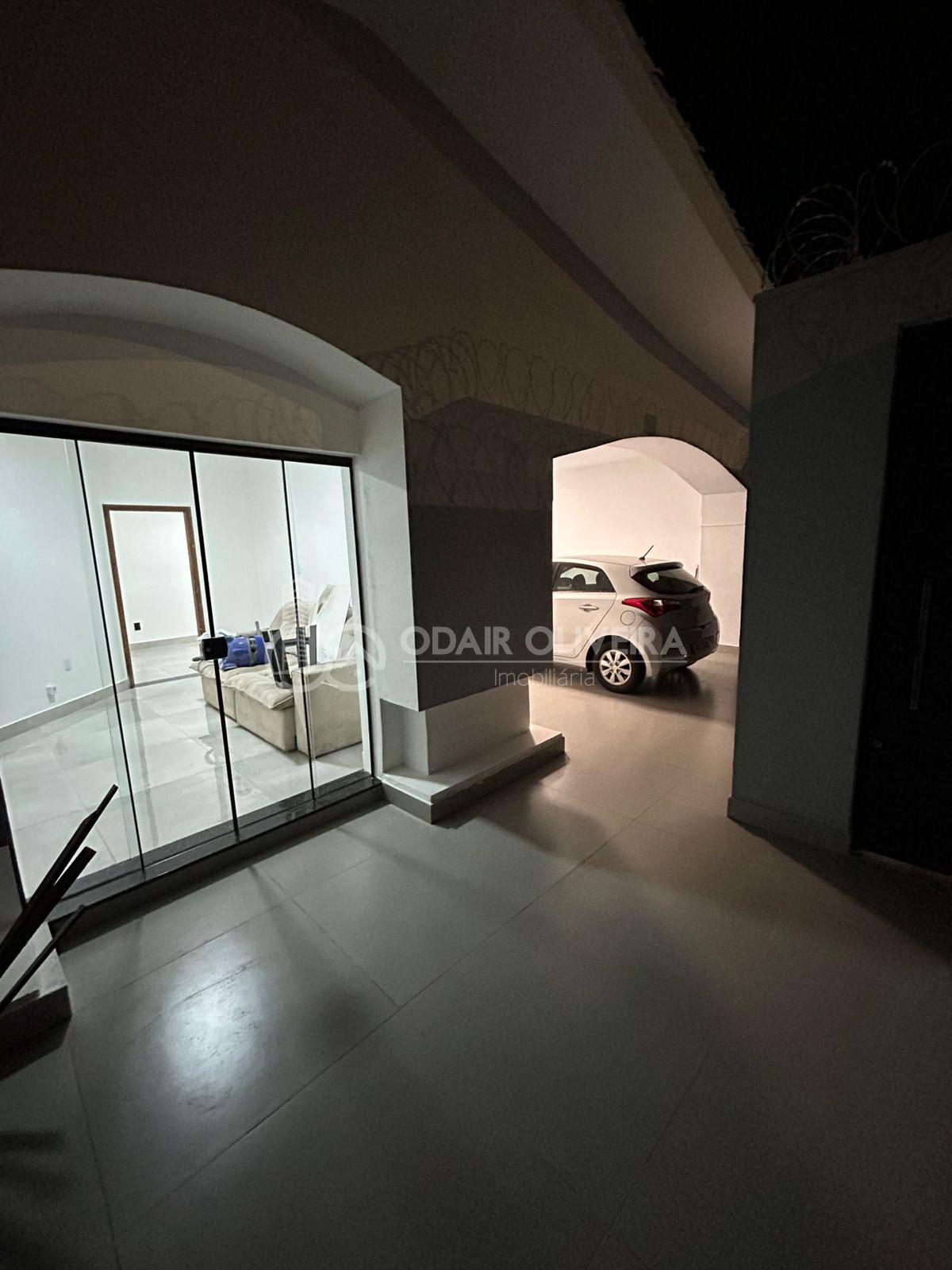 CASA DISPONVEL PARA LOCAO NO BAIRRO JARDIM PLANALTO - PASSOS - MG