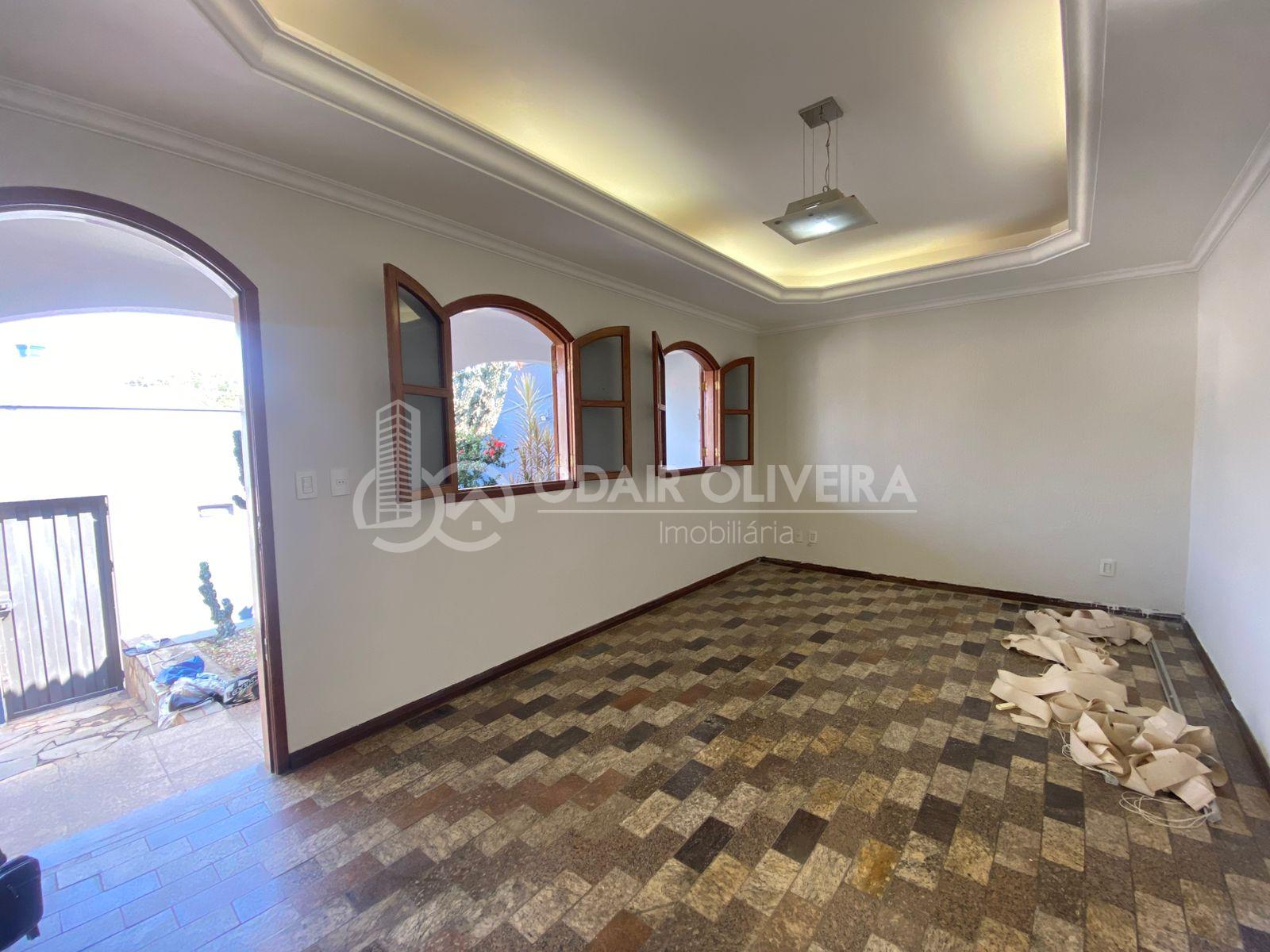 Odair Oliveira Negócios Imobiliários em Passos MG