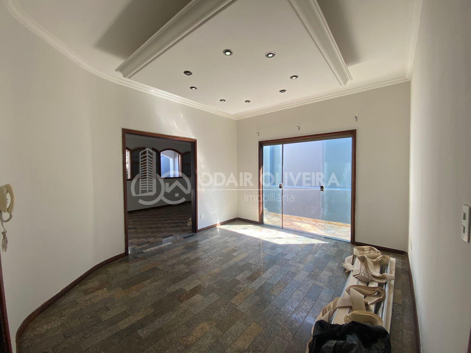 Odair Oliveira Negócios Imobiliários em Passos MG