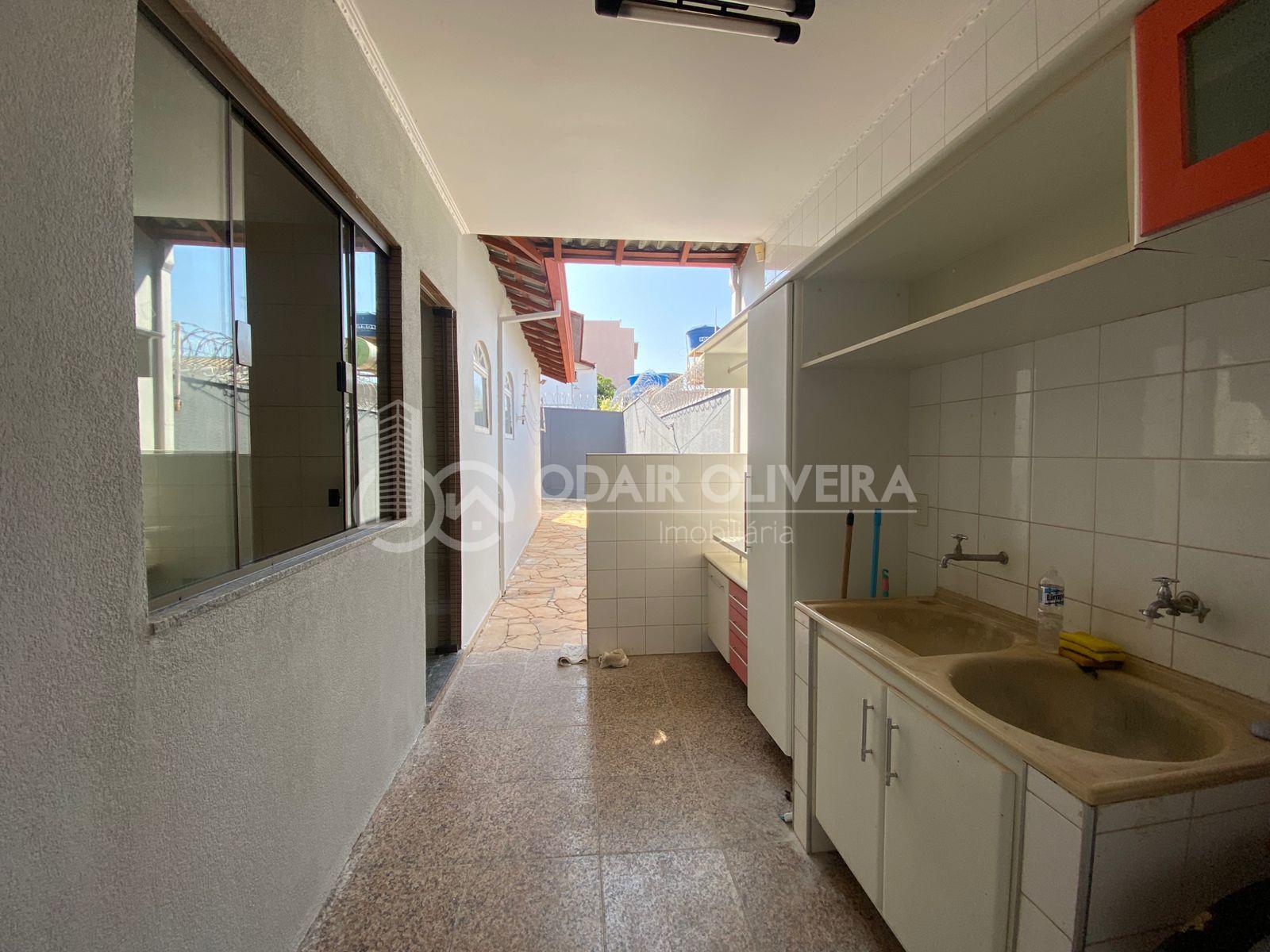 Odair Oliveira Negócios Imobiliários em Passos MG