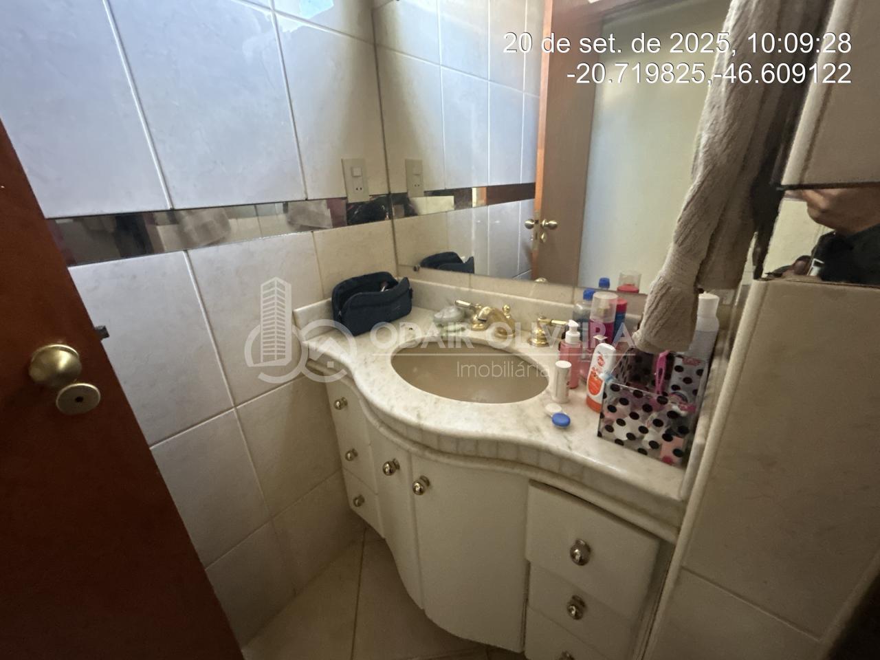 Odair Oliveira Negócios Imobiliários em Passos MG