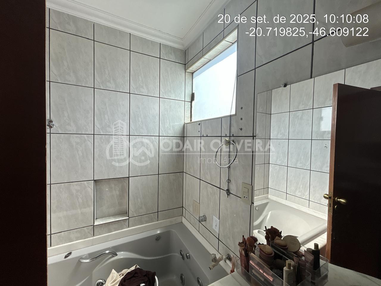 Odair Oliveira Negócios Imobiliários em Passos MG