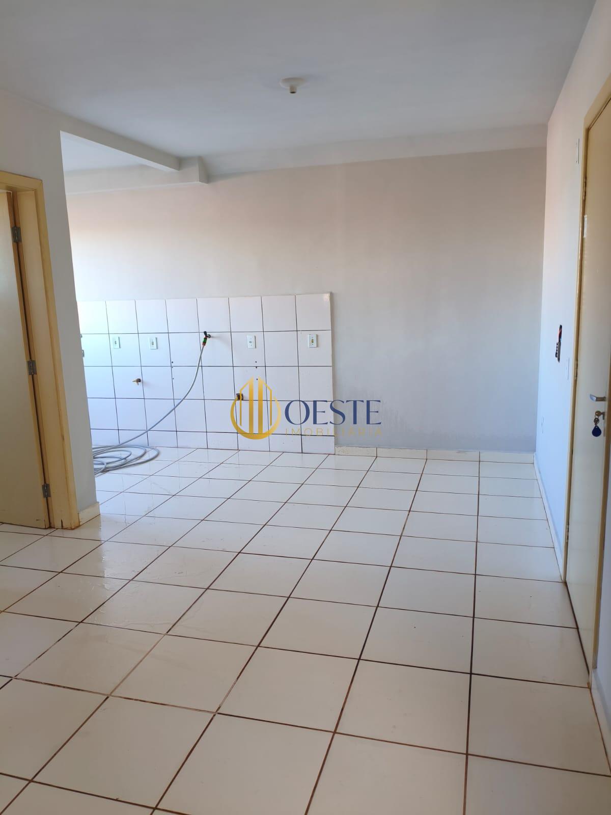 Apartamento no térreo, Residencial Gralha Azul, Interlagos, Ca...