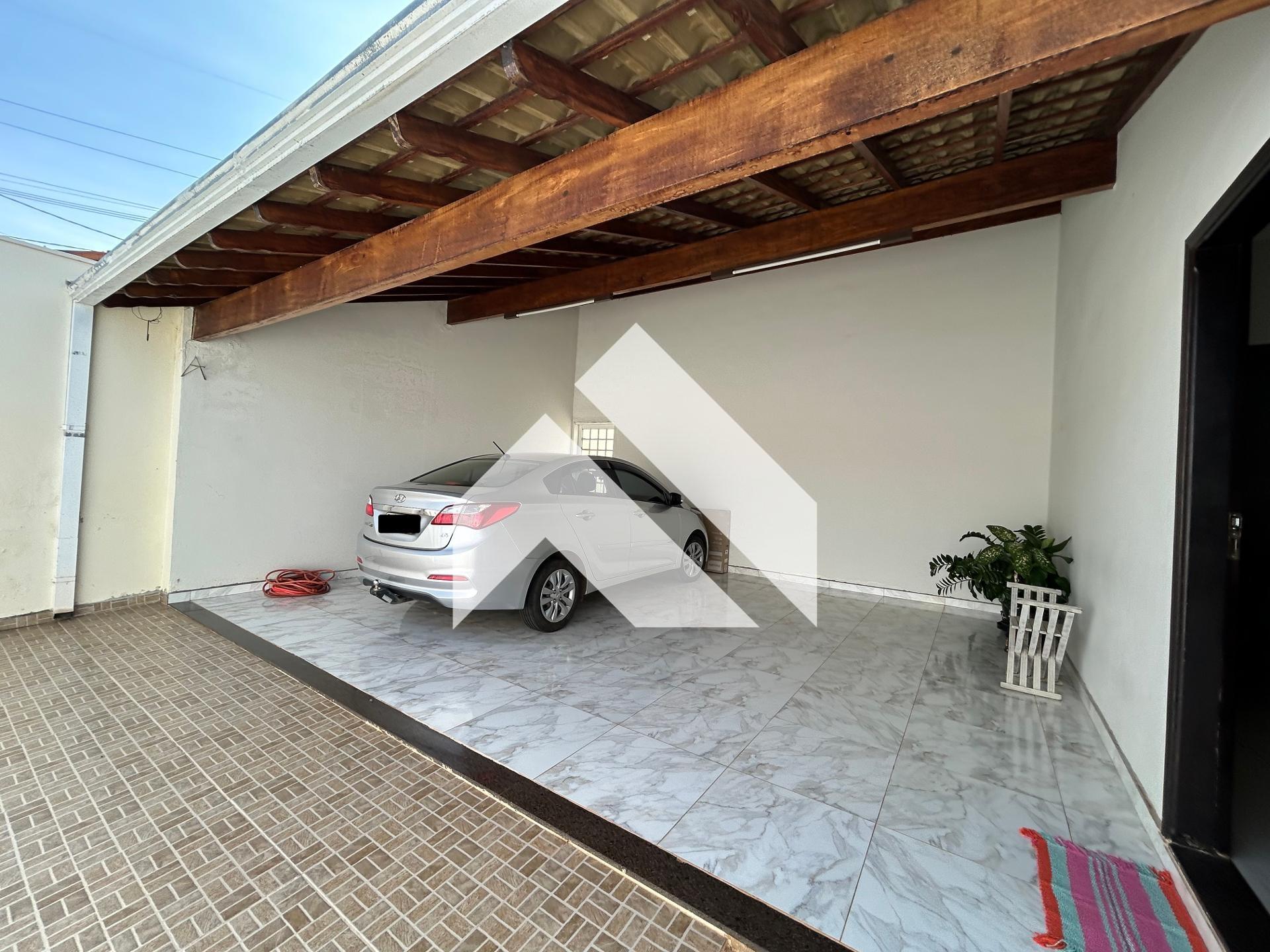 CASA À VENDA BAIRRO JARDIM DANIELA, SÃO SEBASTIÃO DO PARAÍSO - MG