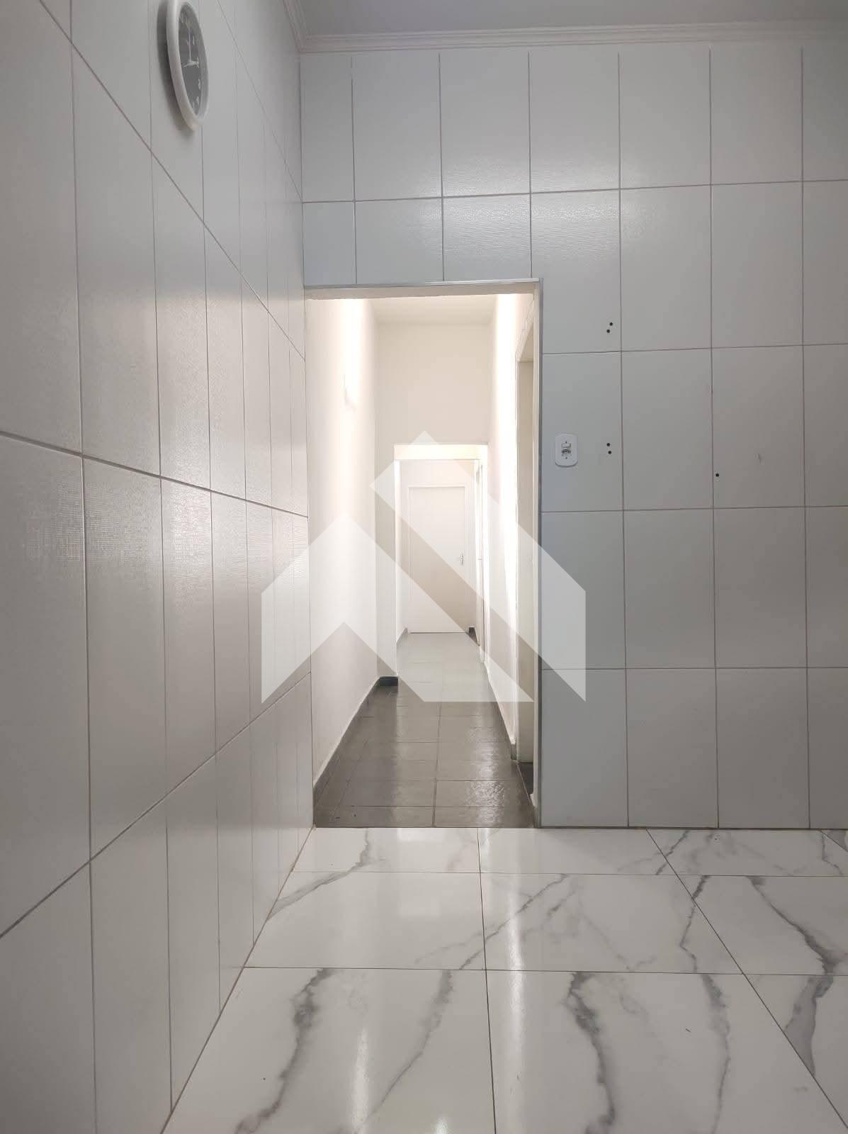 CASA À VENDA BAIRRO CENTRO,SÃO SEBASTIÃO DO PARAÍSO - MG.