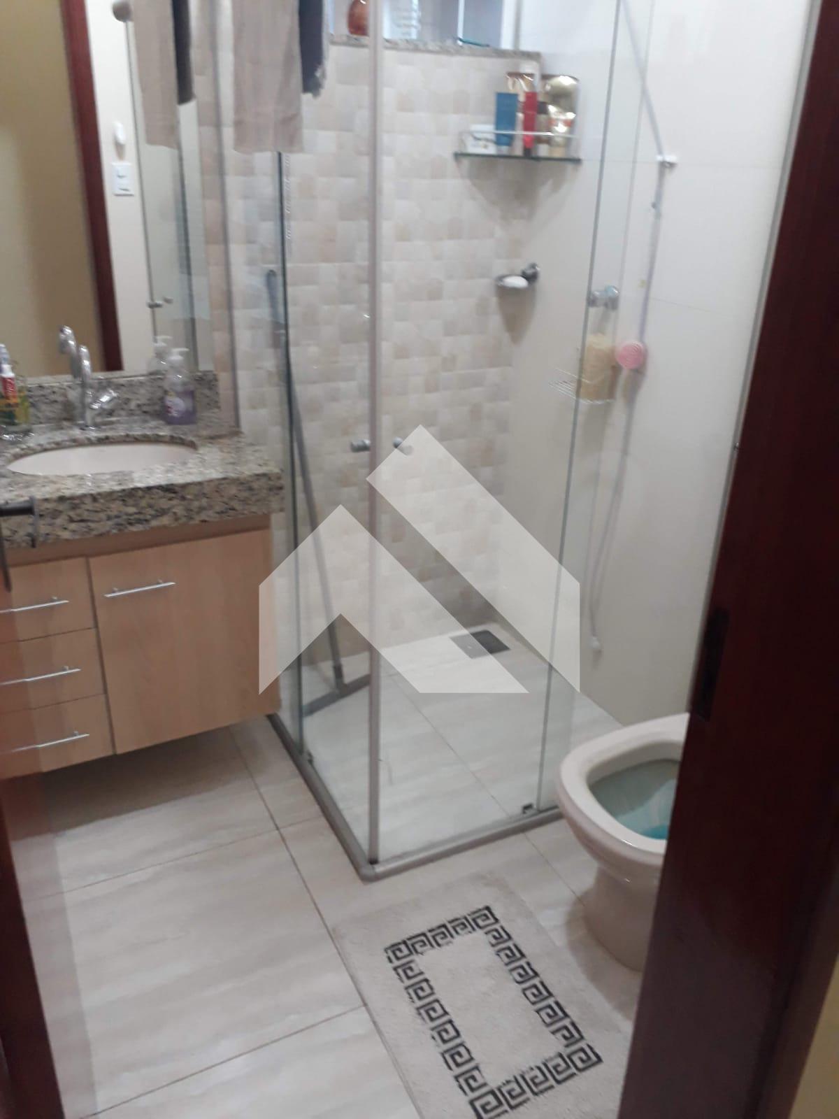 SOBRADO À VENDA BAIRRO LAGOINHA, SÃO SEBASTIÃO DO PARAÍSO - MG