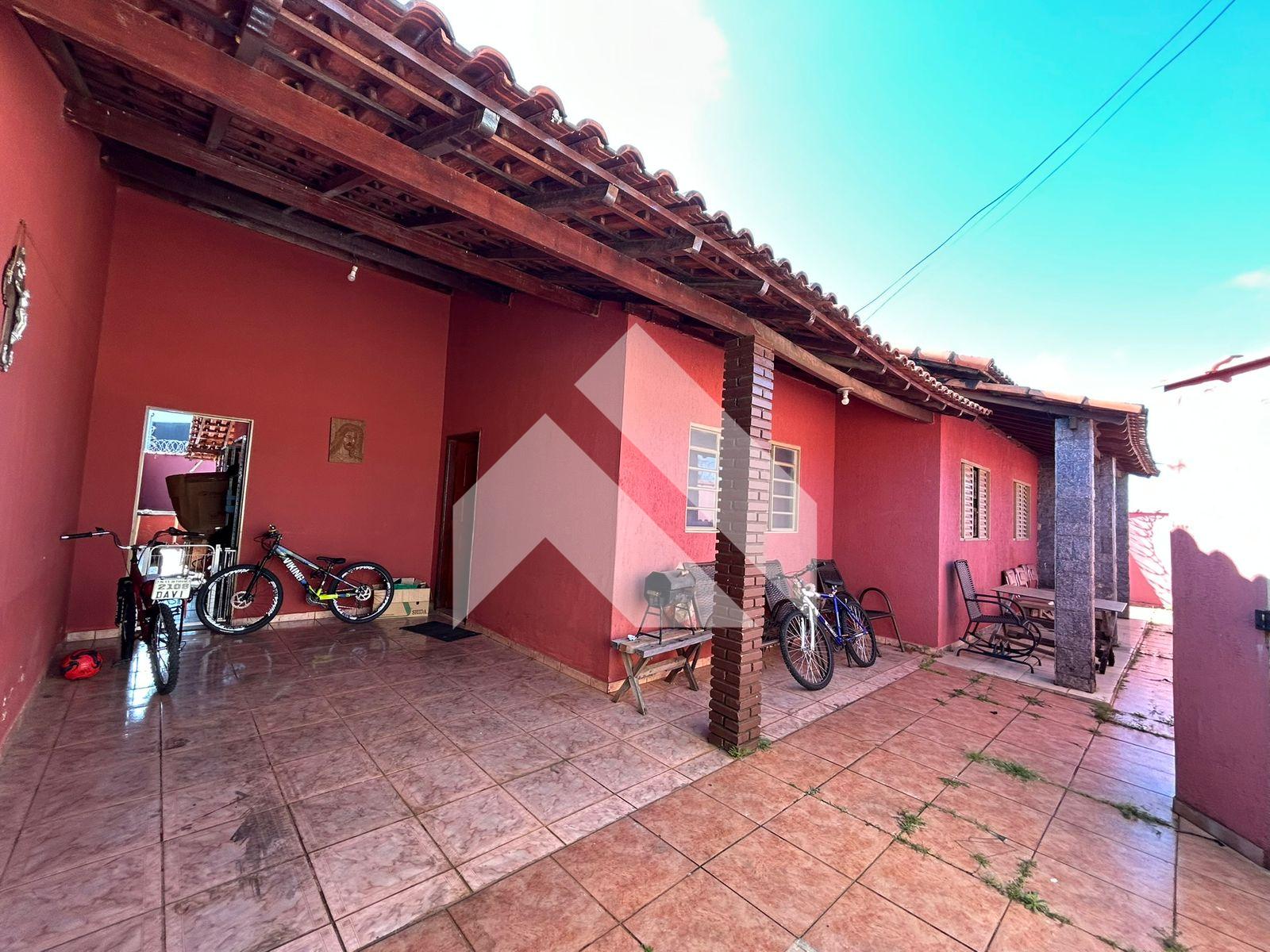 CASA À VENDA BAIRRO JARDIM EUROPA, SÃO SEBASTIÃO DO PARAÍSO - MG